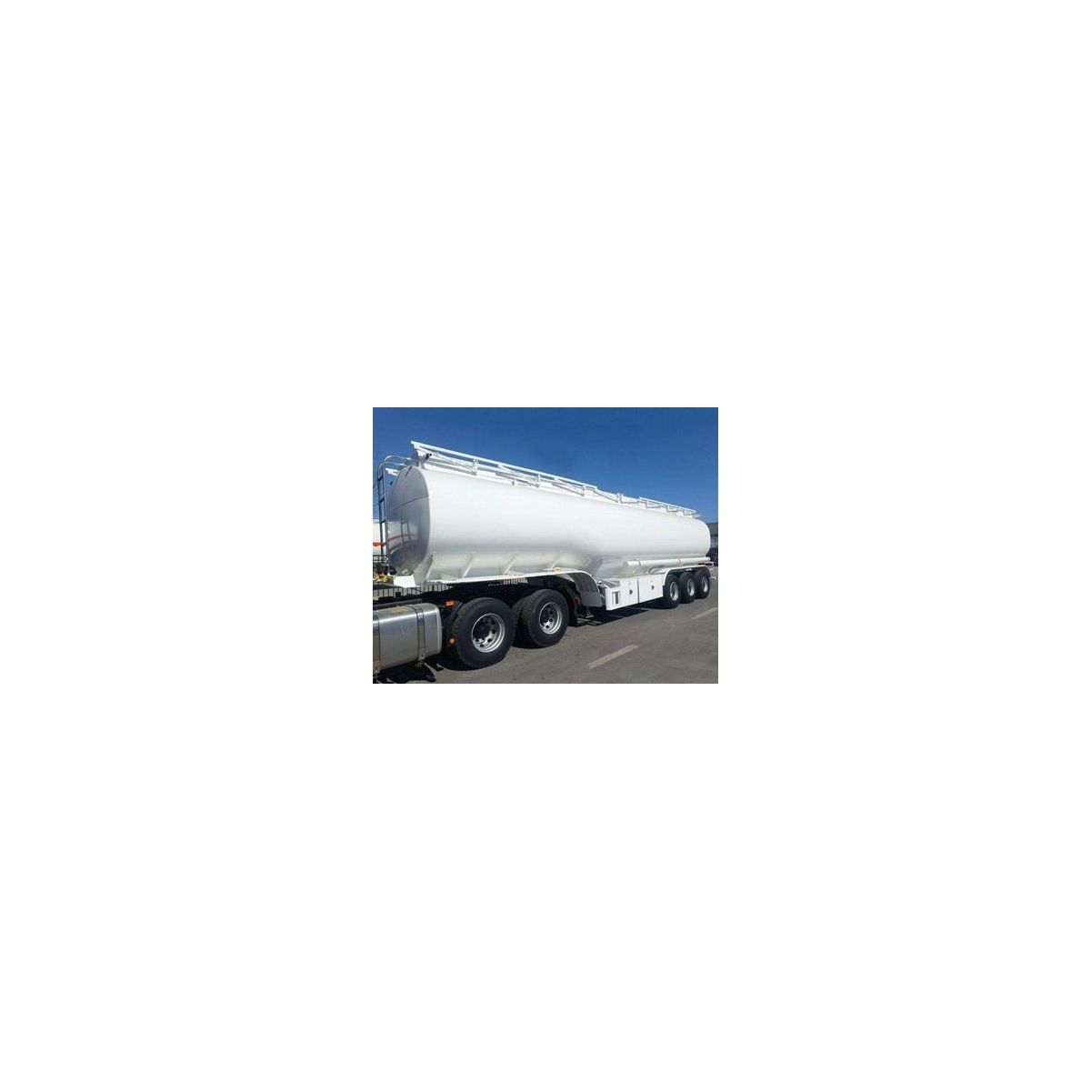Tipper Semi-trailers Tankers / fuel tankers